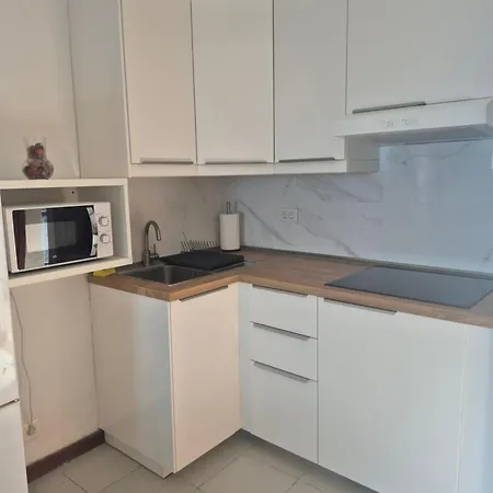 Luxholidays * タウリト