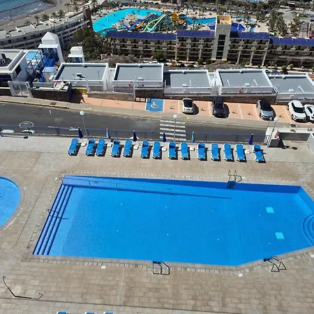 Luxholidays Ocean View 아파트